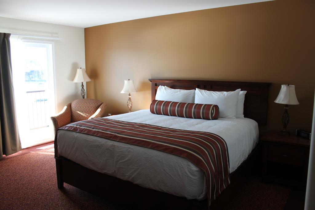 Lanes Riverhouse Inn & Cottages Montague Екстер'єр фото