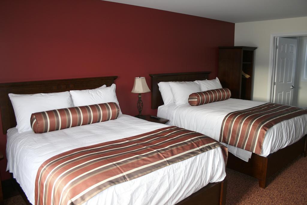 Lanes Riverhouse Inn & Cottages Montague Номер фото