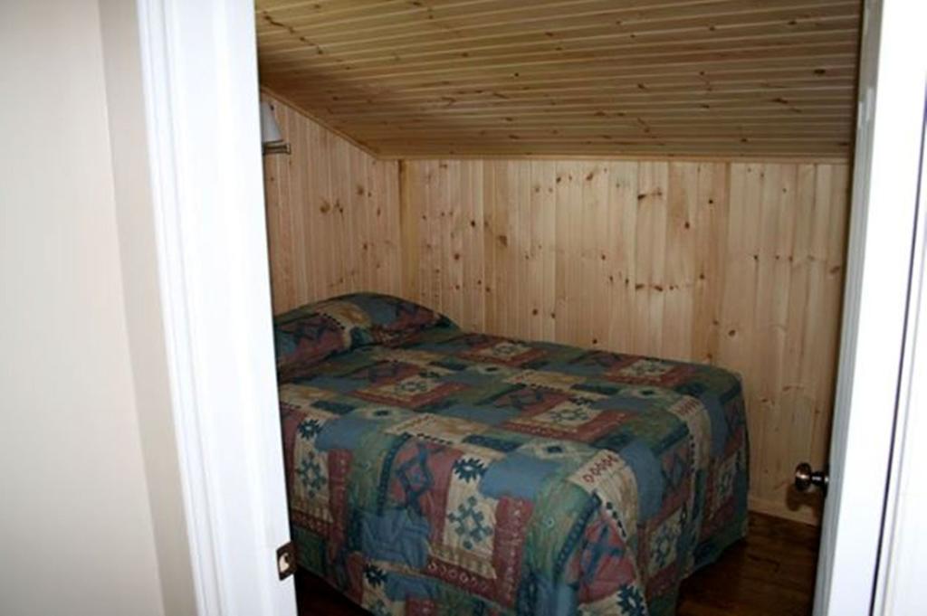Lanes Riverhouse Inn & Cottages Montague Номер фото
